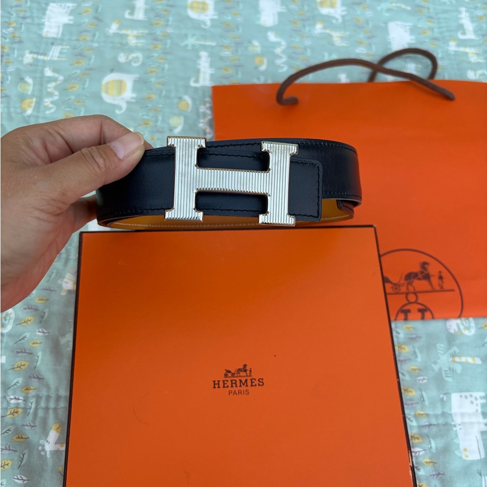 Hermes Belt (PRICE FIRM)